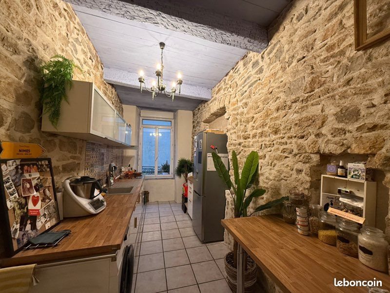 Appartement à louer, 70m², Nîmes