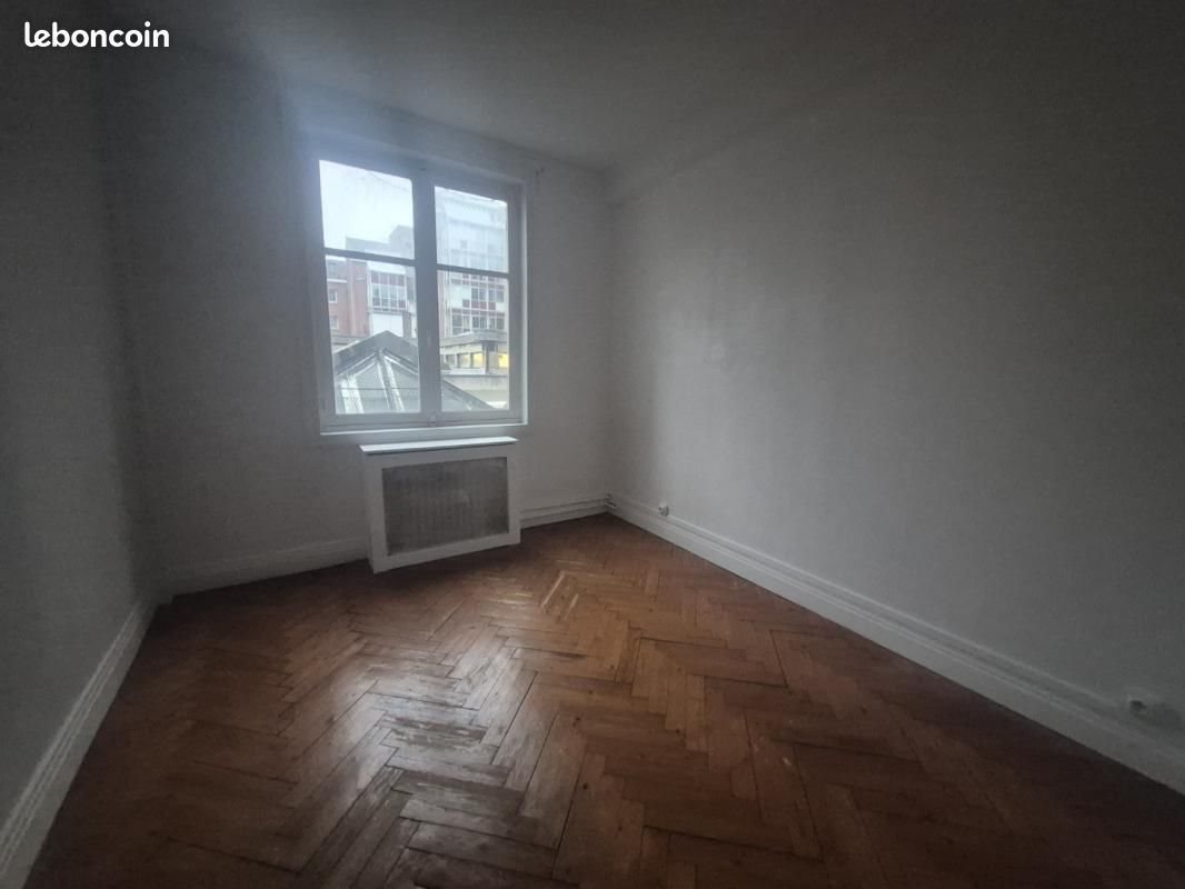 Appartement à louer, 69m², Lille
