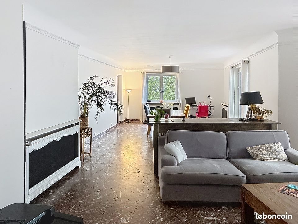 Maison à vendre, 260m², Petite-Forêt