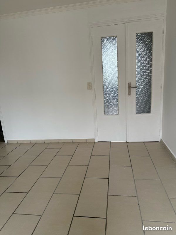 Appartement à louer, 85m², Bastia