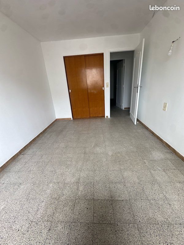 Appartement à louer, 85m², Bastia