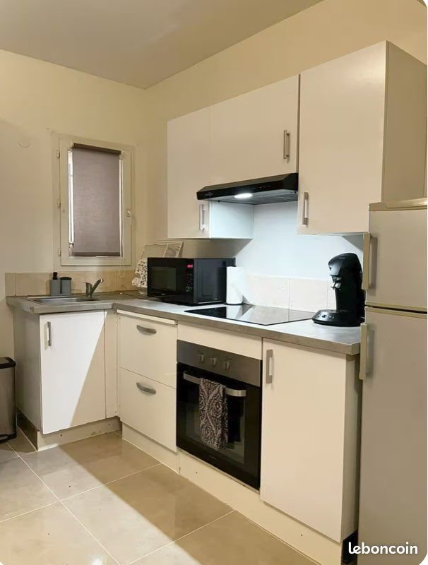 Appartement à louer, 43m², Nîmes