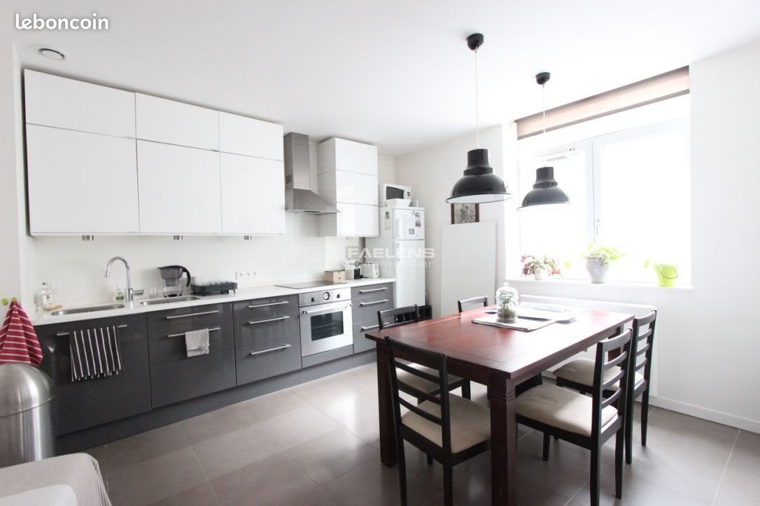 Appartement à louer, 62m², Lille