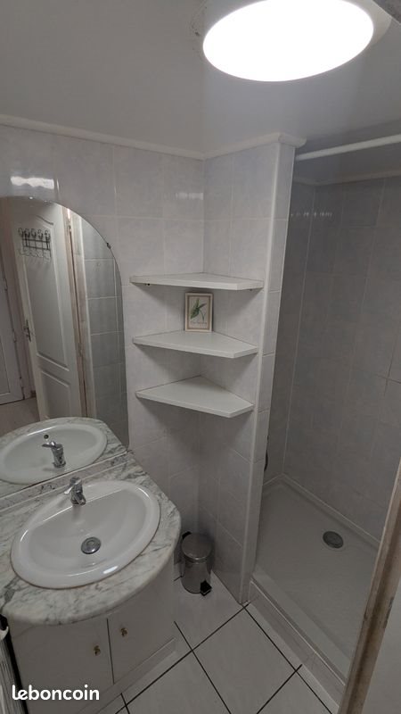 Appartement à louer, 20m², Vias