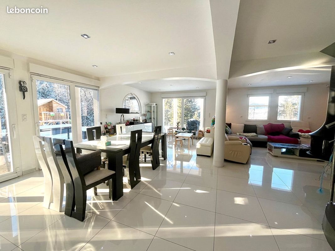 Maison à vendre, 259m², Villers-le-Lac