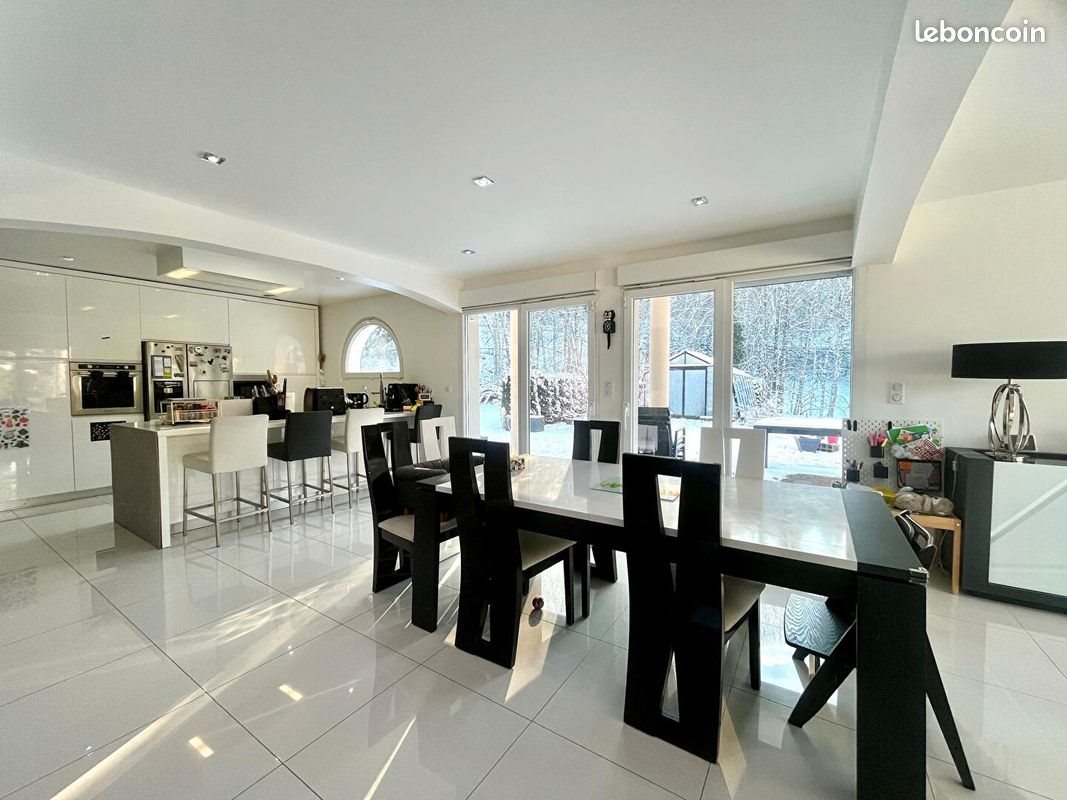 Maison à vendre, 259m², Villers-le-Lac