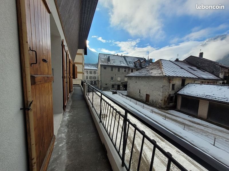 Appartement à louer, 94m², Thônes