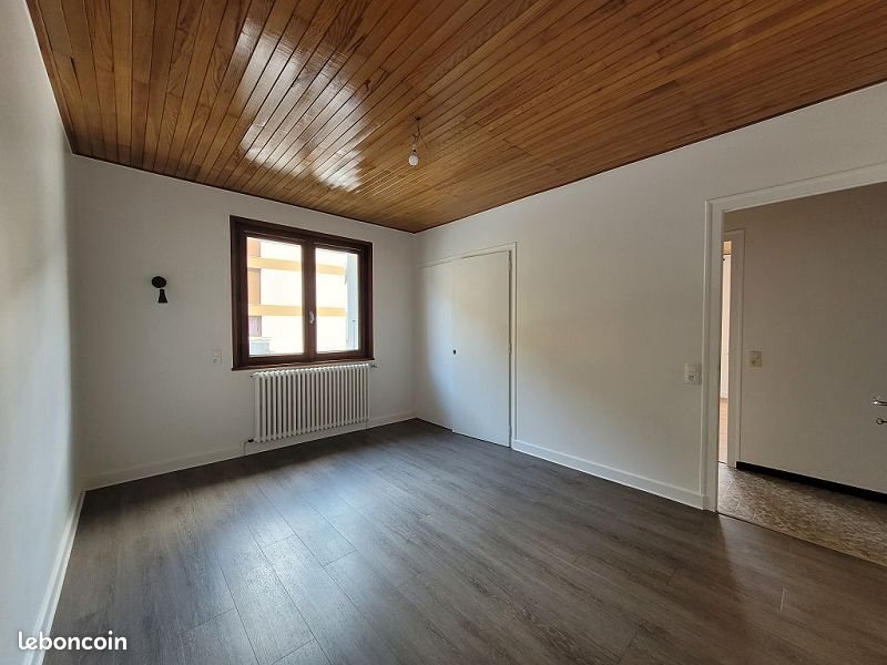 Appartement à louer, 94m², Thônes