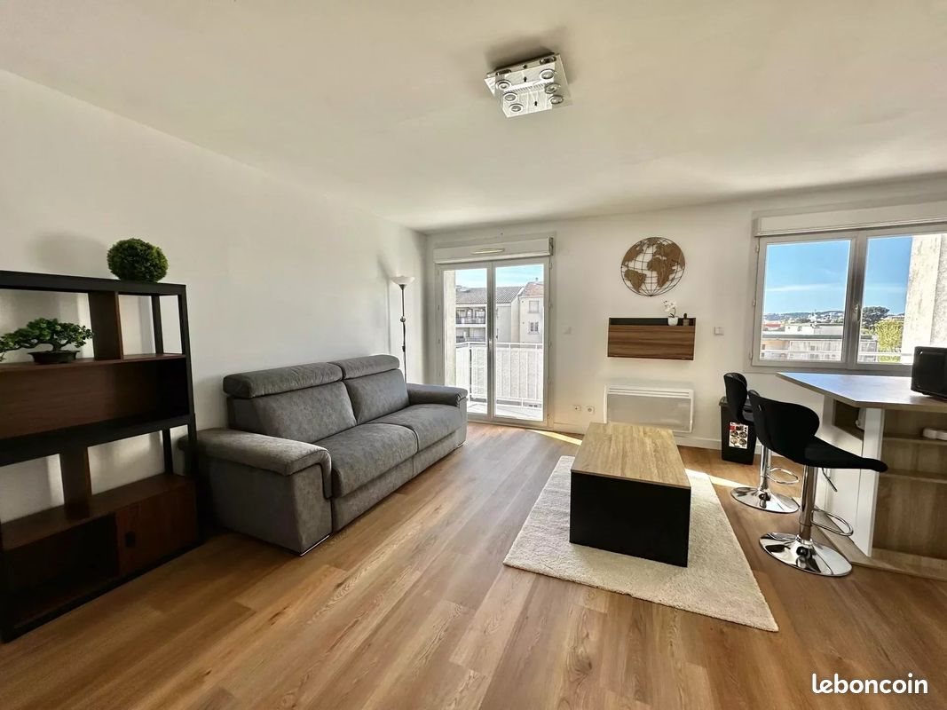 Appartement à louer, 27m², Toulon