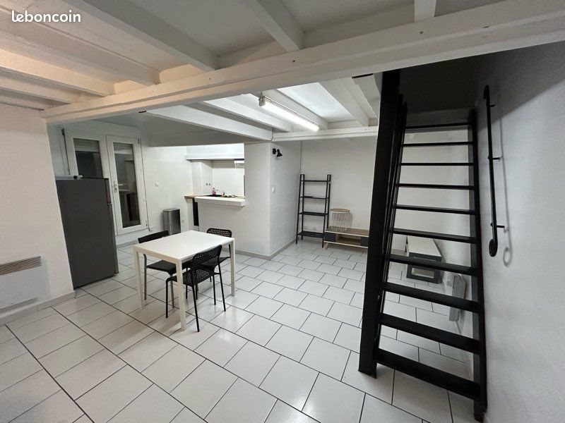 Appartement à louer, 45m², La Penne-sur-Huveaune