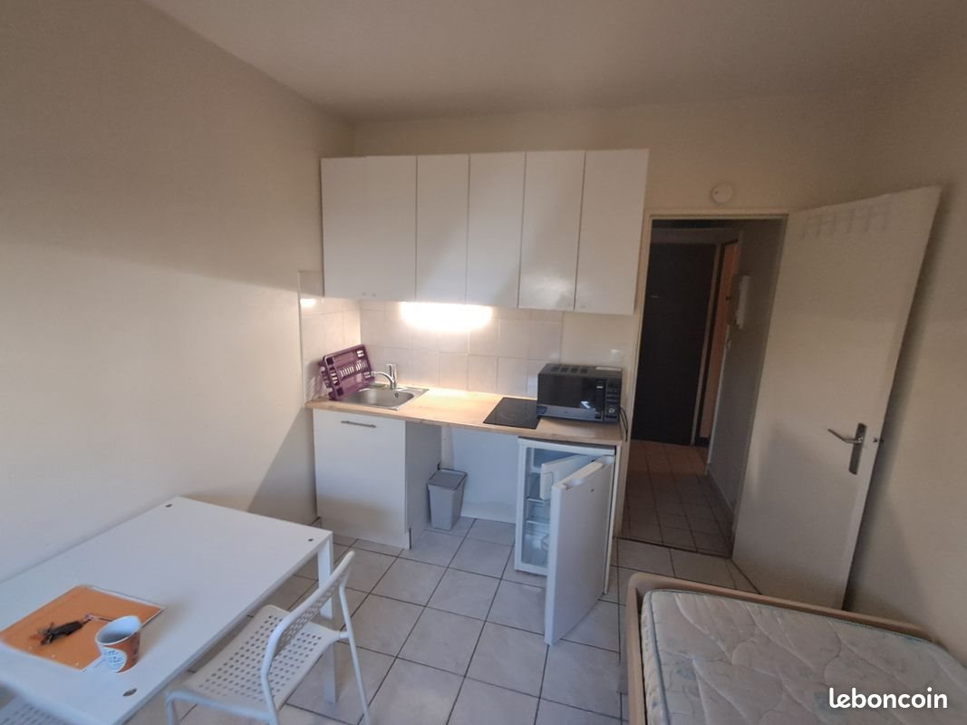 Appartement à louer, 14m², Chaville