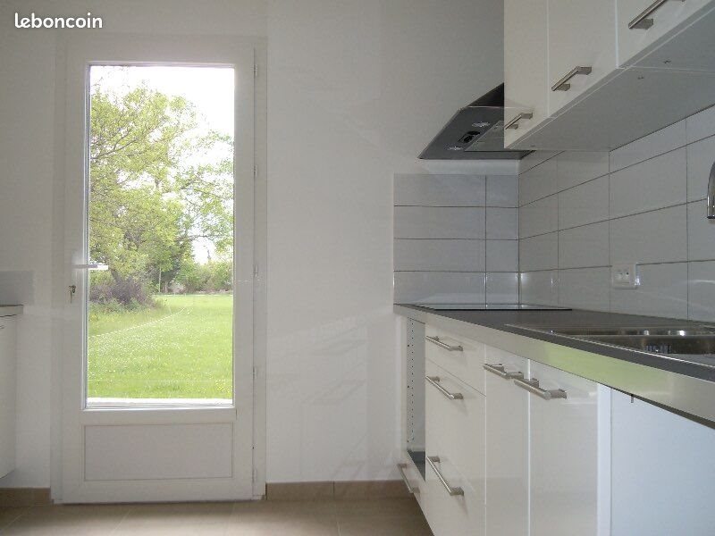 Appartement à louer, 83m², Grans