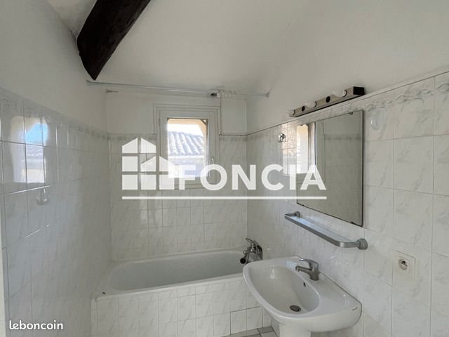 Appartement à louer, 69m², Courthézon