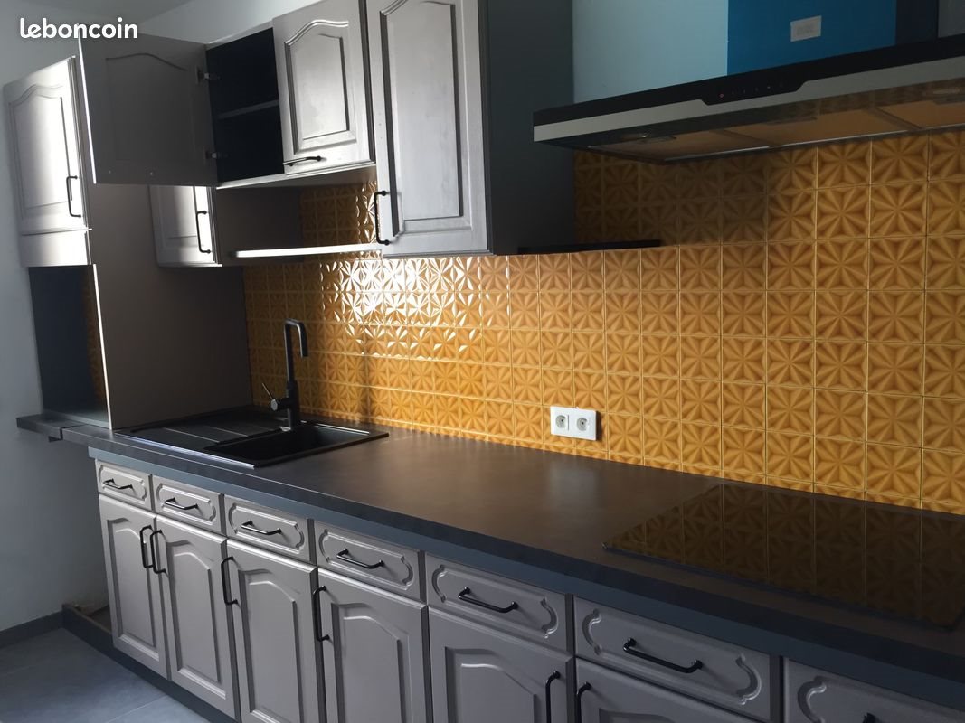 Appartement à louer, 88m², Marignane