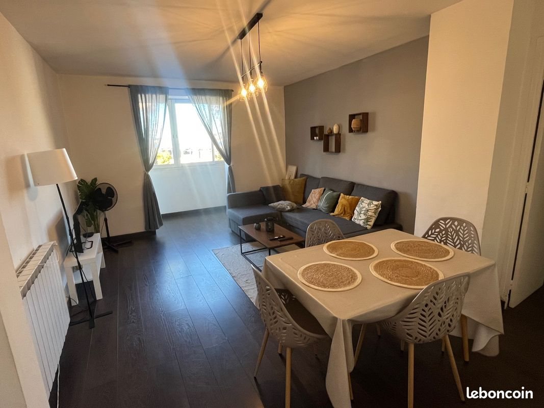 Appartement à louer, 71m², Toulon