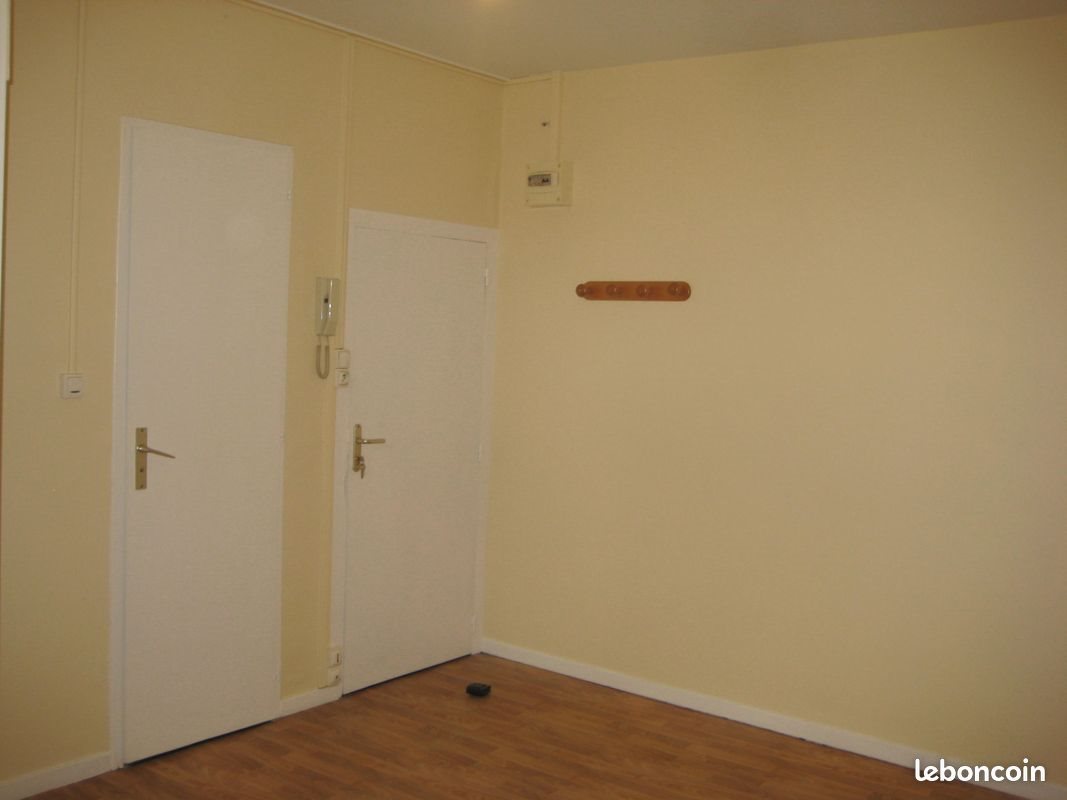 Appartement à louer, 16m², Saint-Martin-des-Noyers