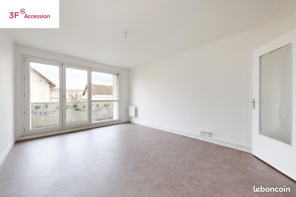 Appartement à vendre, 70m², Paray-Vieille-Poste