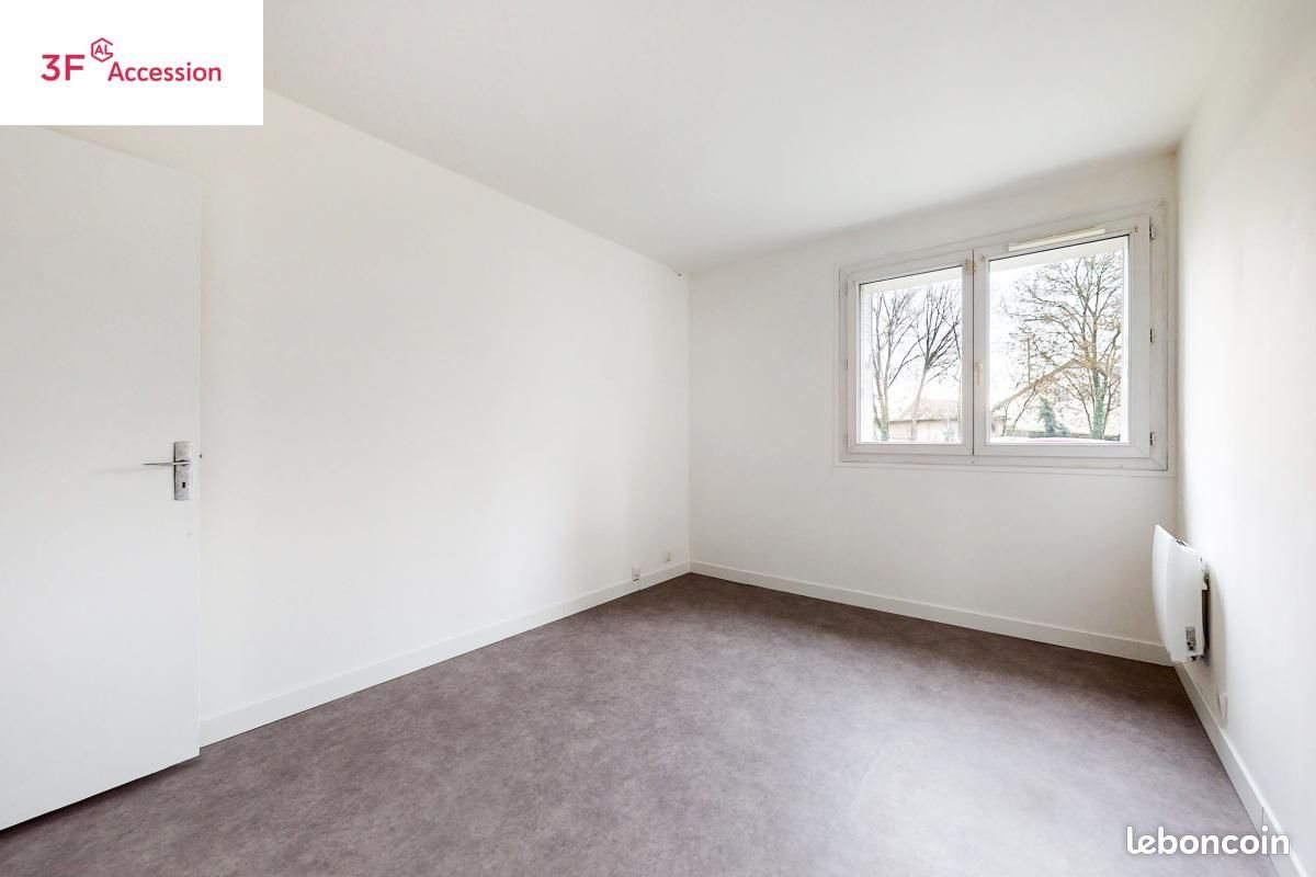 Appartement à vendre, 70m², Paray-Vieille-Poste