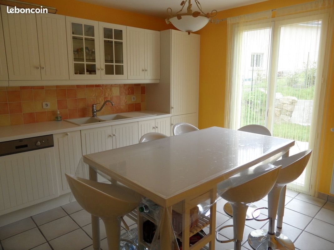 Maison à louer, 143m², Saint-Etienne