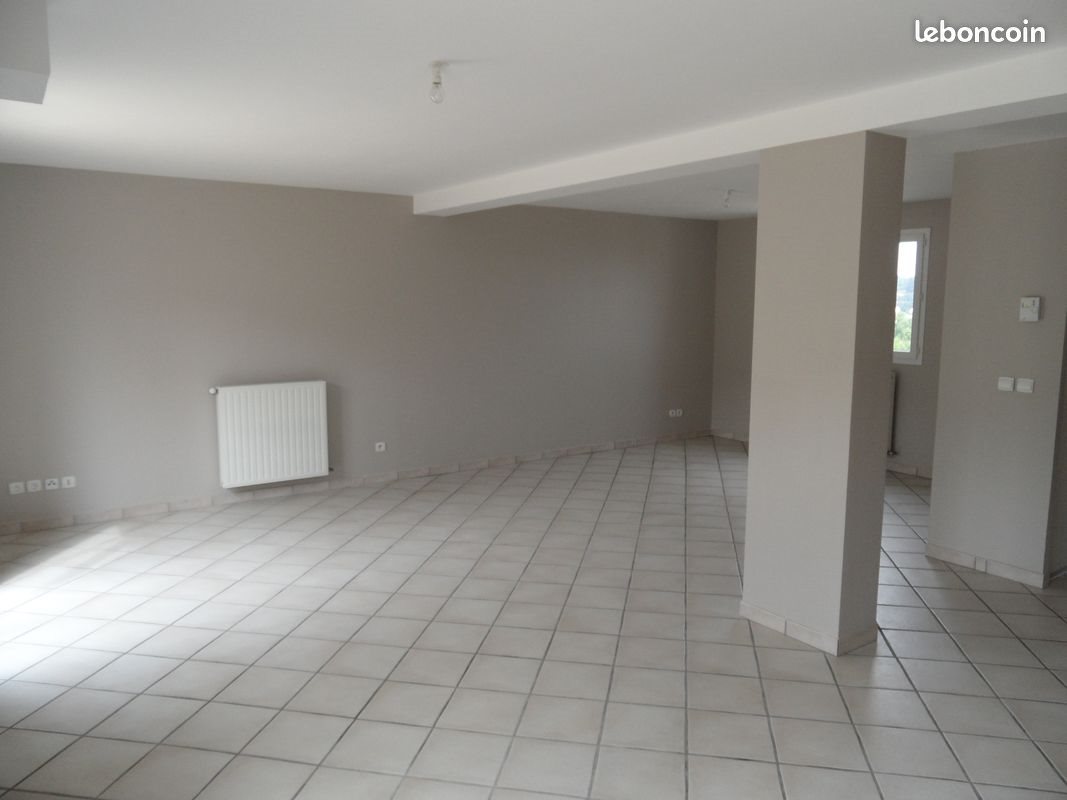 Maison à louer, 143m², Saint-Etienne