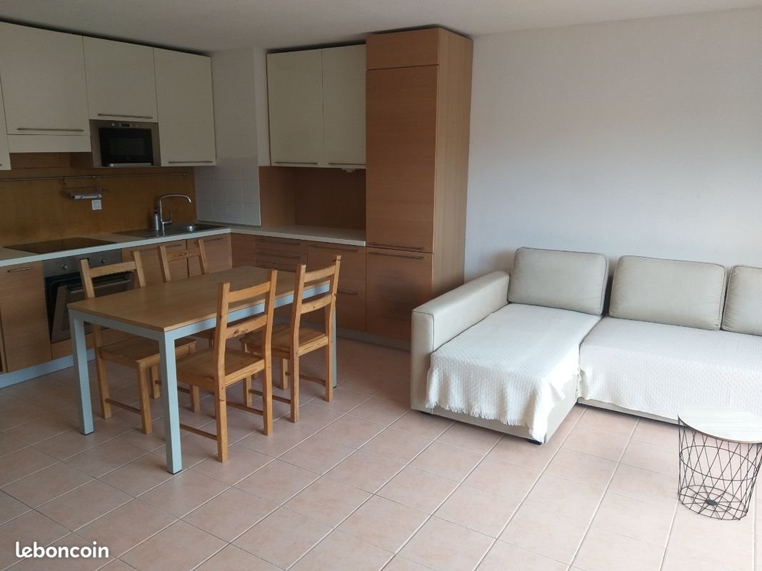 Appartement à louer, 43m², Menton