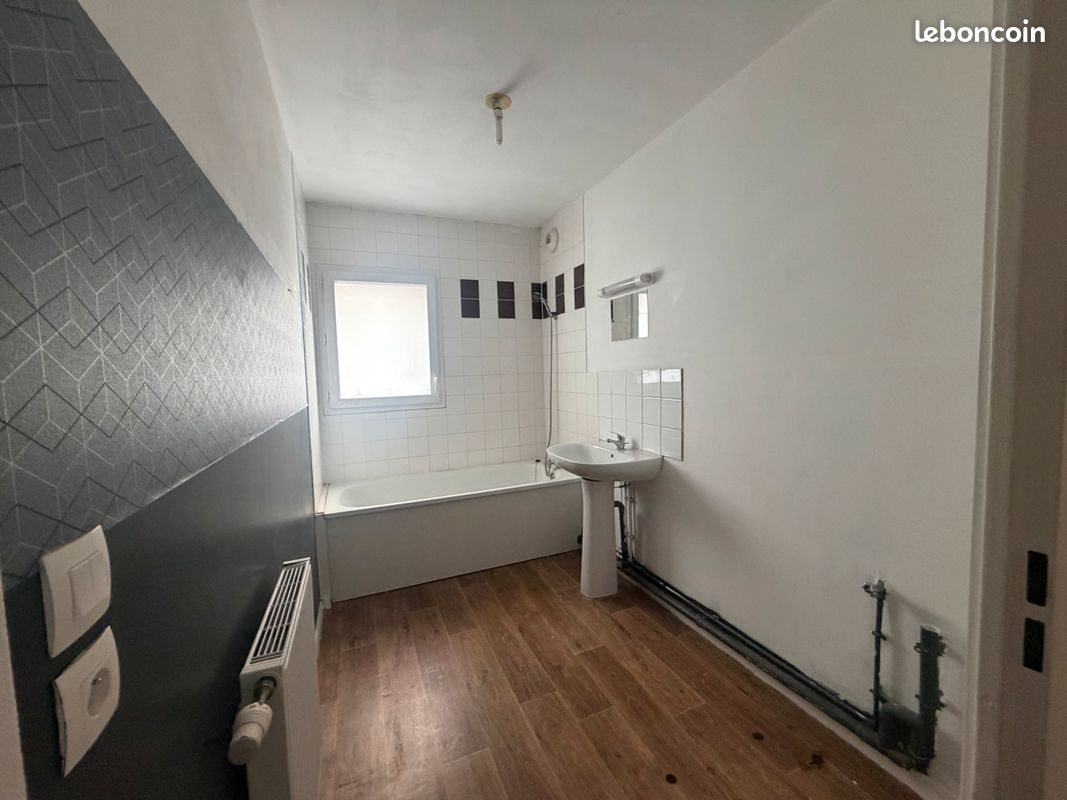 Appartement à louer, 75m², Anzin
