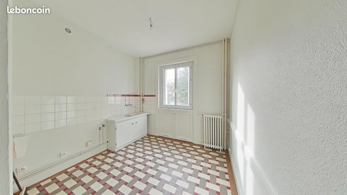 Appartement à louer, 38m², Saint-Etienne