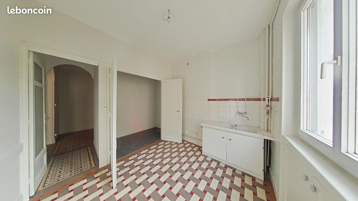 Appartement à louer, 38m², Saint-Etienne