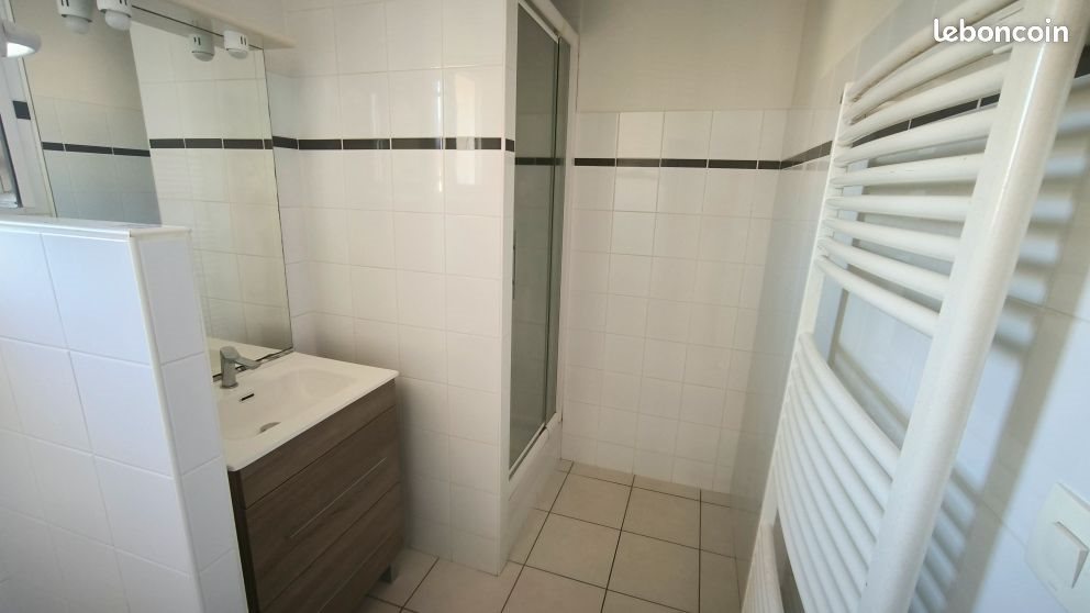 Appartement à louer, 60m², Anneyron