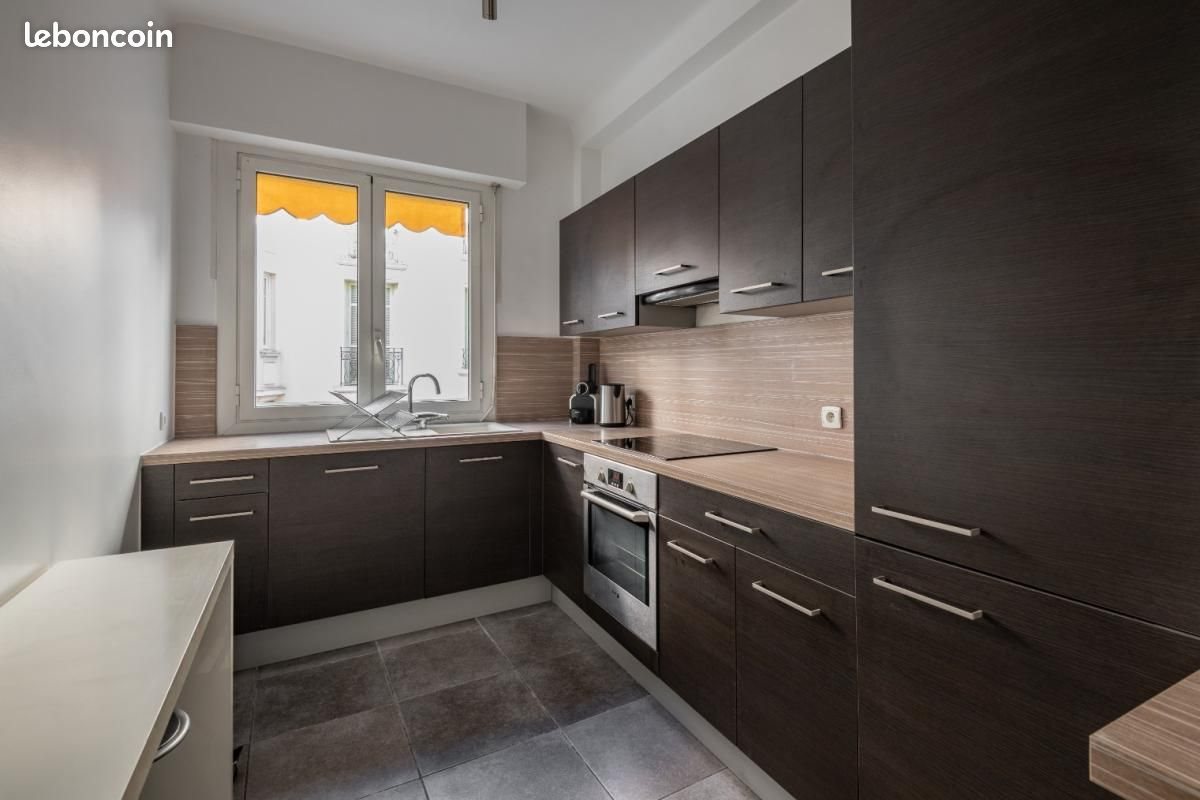 Appartement à louer, 47m², Nice