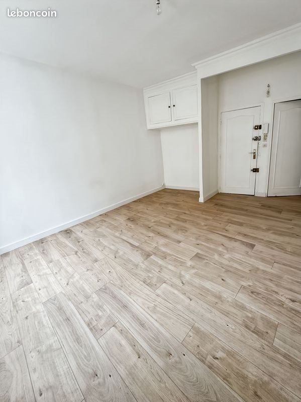 Appartement à louer, 37m², Marseille 6ème