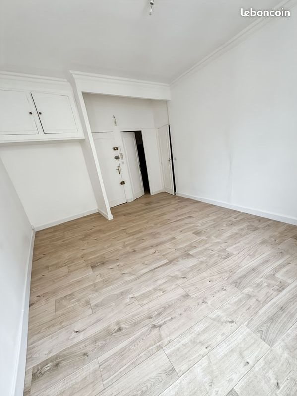 Appartement à louer, 37m², Marseille 6ème