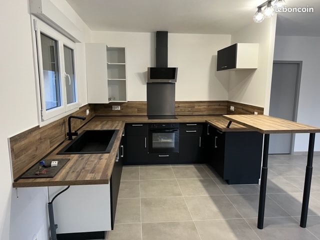 Maison à louer, 120m², Boé