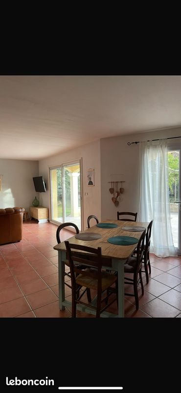 Maison à louer, 120m², Pélissanne