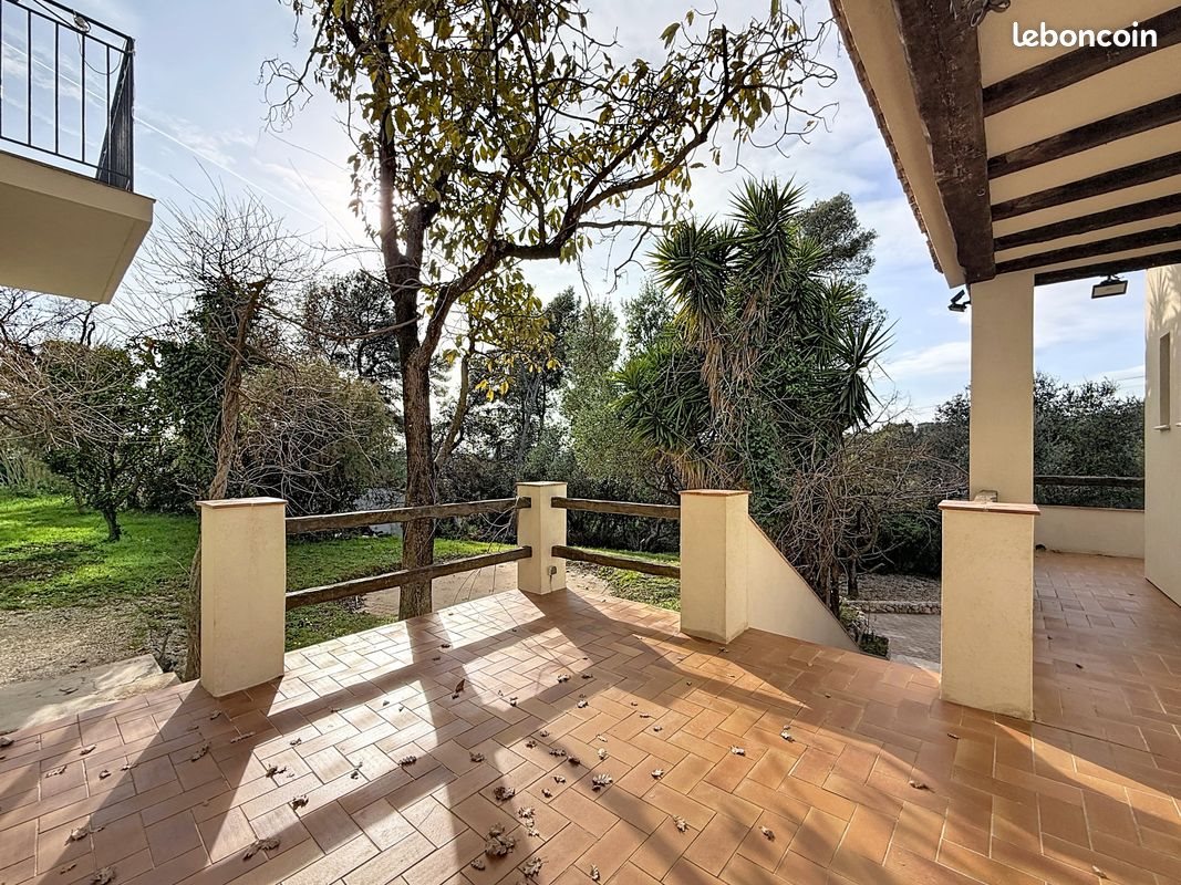 Maison à louer, 145m², La Gaude