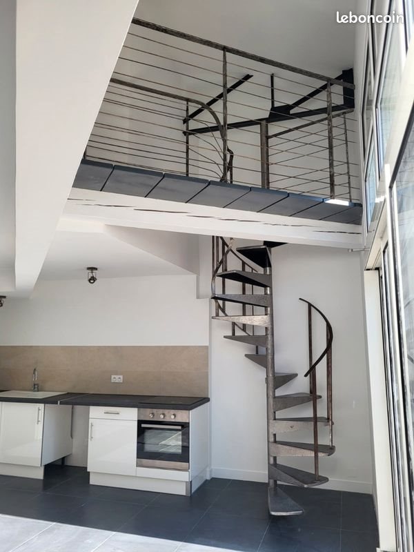 Appartement à louer, 100m², Nîmes