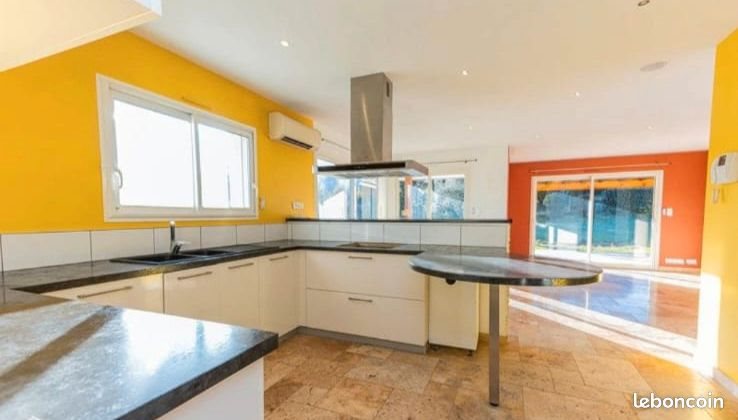 Maison à vendre, 131m², Gan