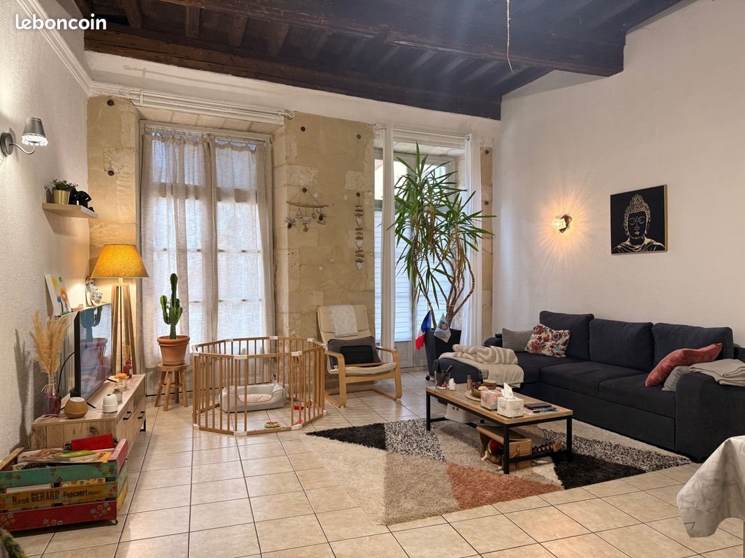 Appartement à louer, 74m², Pont-Saint-Esprit