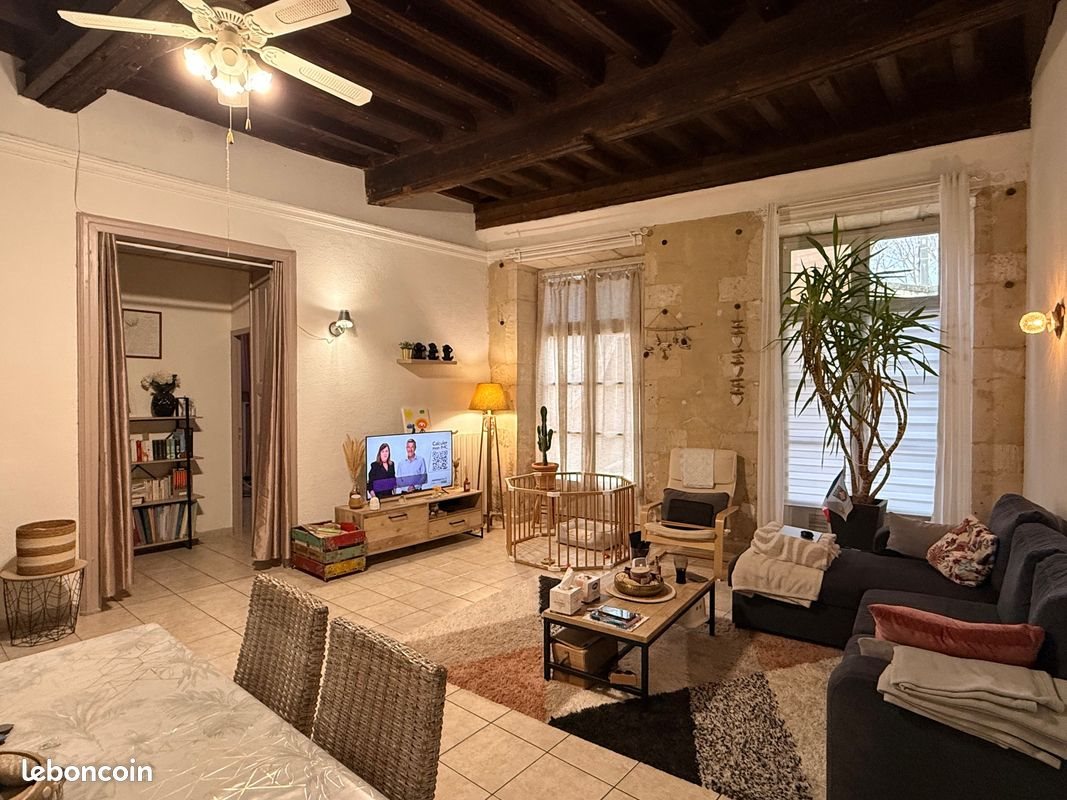 Appartement à louer, 74m², Pont-Saint-Esprit