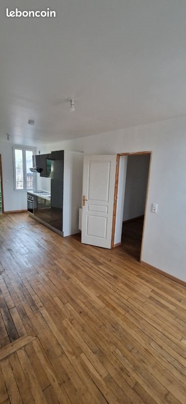 Appartement à louer, 45m², La Fère