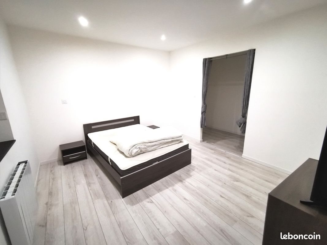 Appartement à louer, 85m², Viry