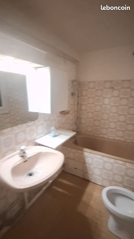 Appartement à louer, 45m², Morières-lès-Avignon