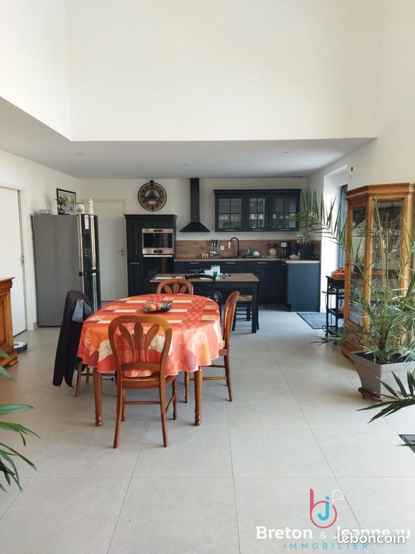 Maison à vendre, 228m², Mayenne