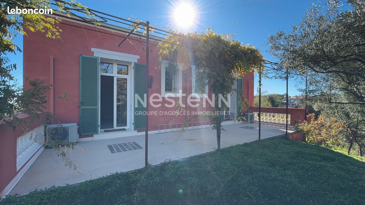 Maison à louer, 264m², Nice