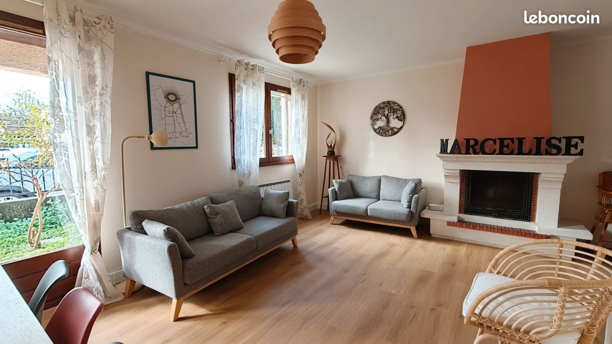 Maison à louer, 101m², Nîmes