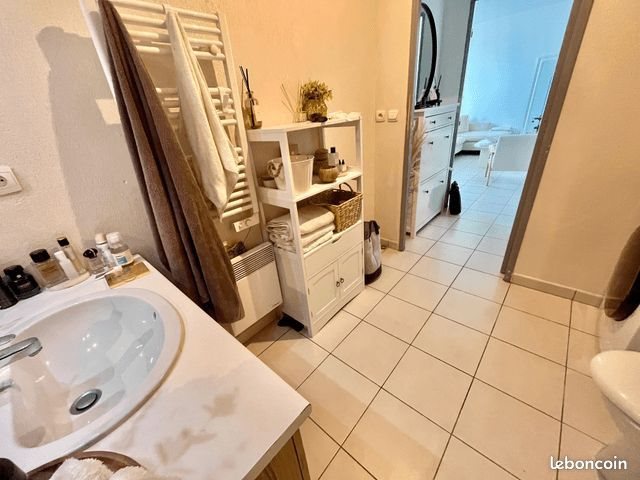 Appartement à louer, 45m², Marseille 2ème