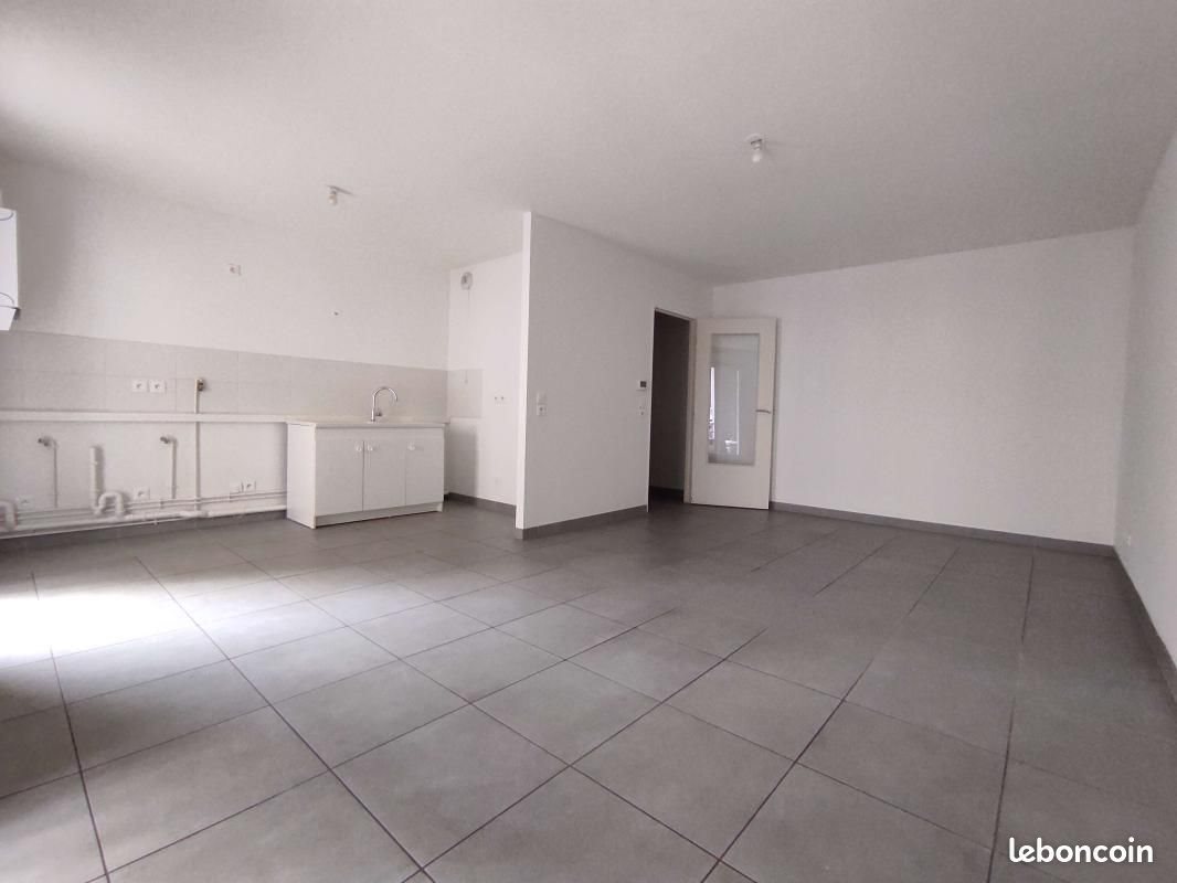 Appartement à louer, 64m², Talange