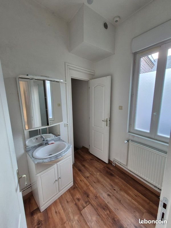 Appartement à louer, 26m², Saint-Quentin