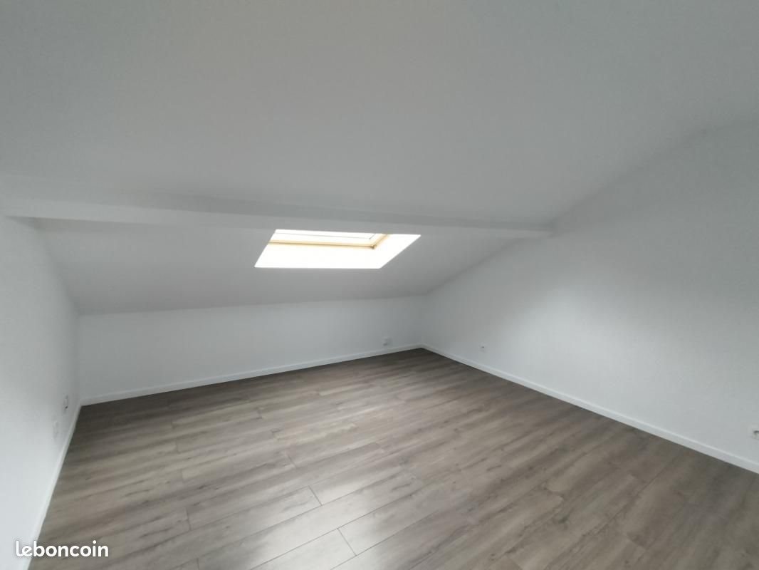Appartement à louer, 57m², Estaires