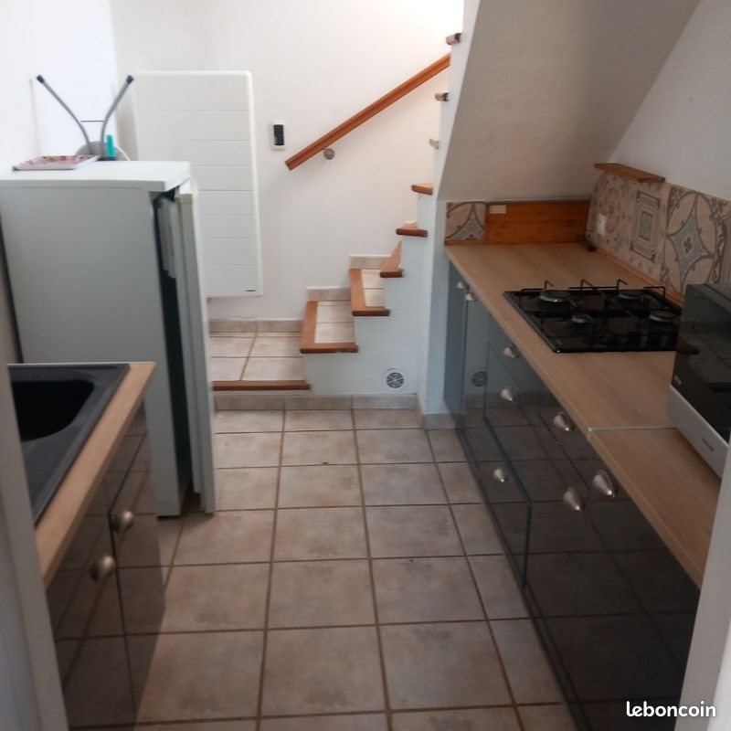 Appartement à louer, 35m², Vénéjan